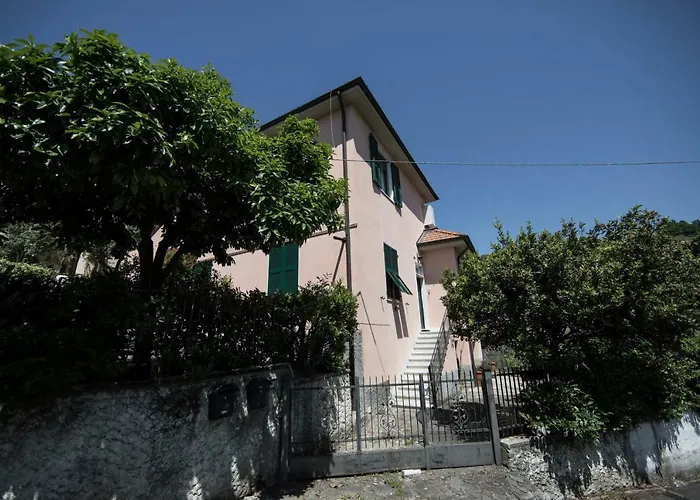 La Casa Di Giada Будинок відпочинку Ла-Спеція